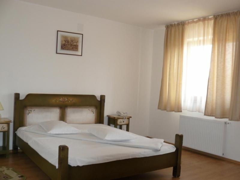 Complex Panicel Rîşnov Exterior foto