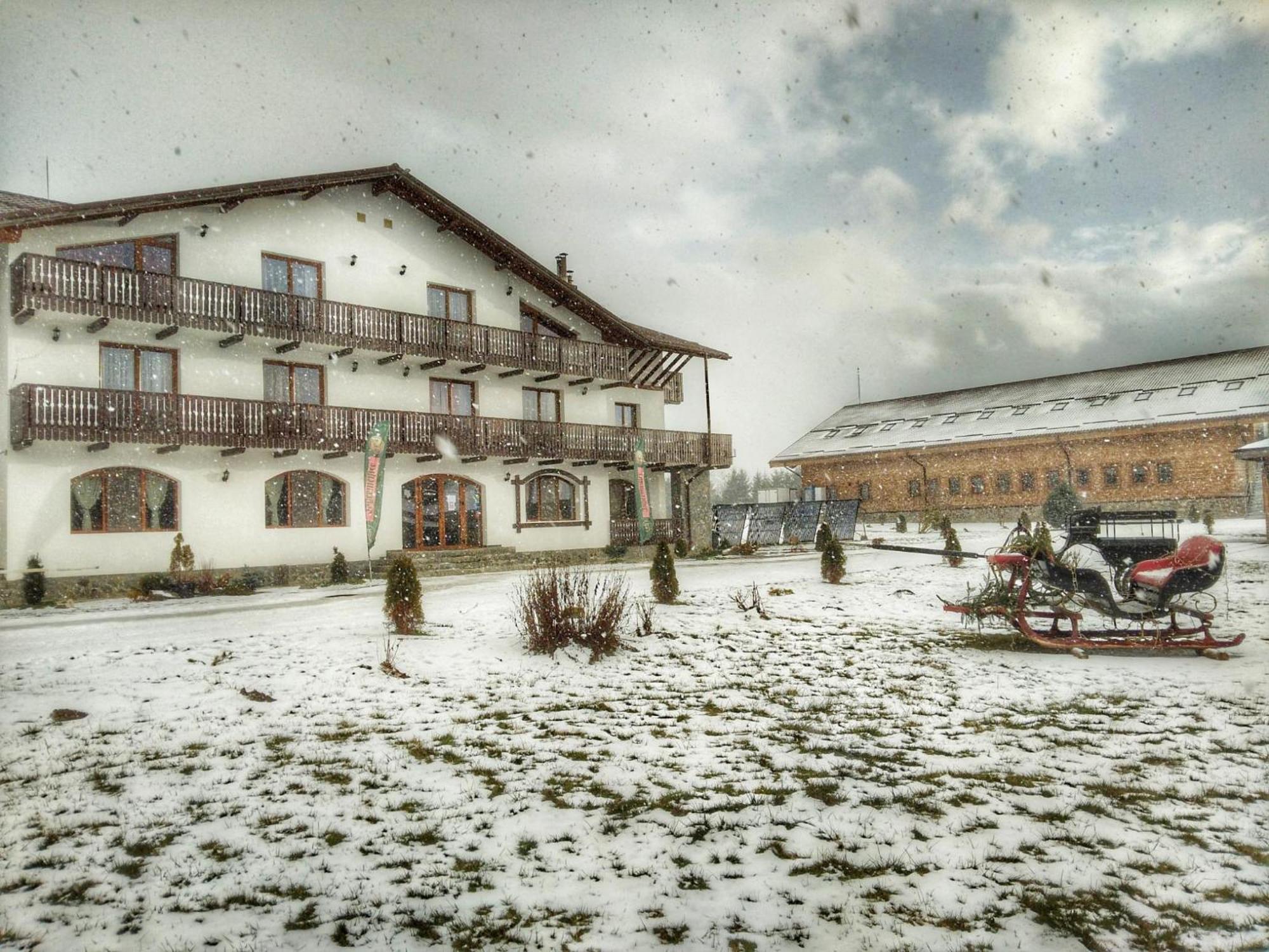 Complex Panicel Rîşnov Exterior foto
