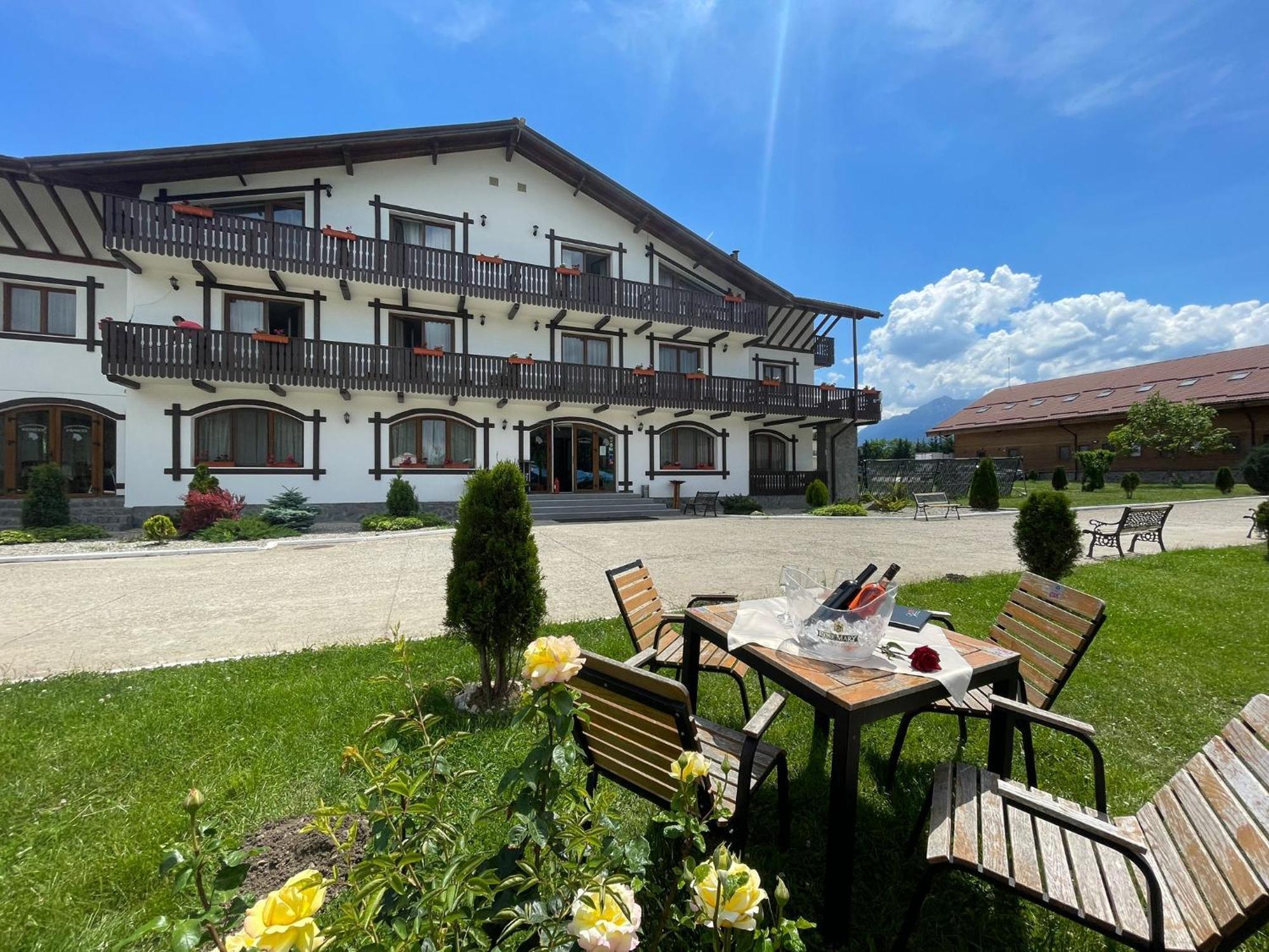Complex Panicel Rîşnov Exterior foto